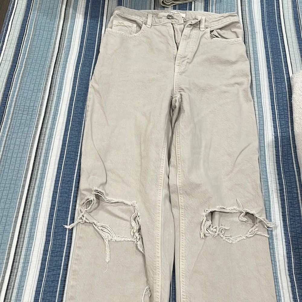 high rise pacsun off white jeans with rips